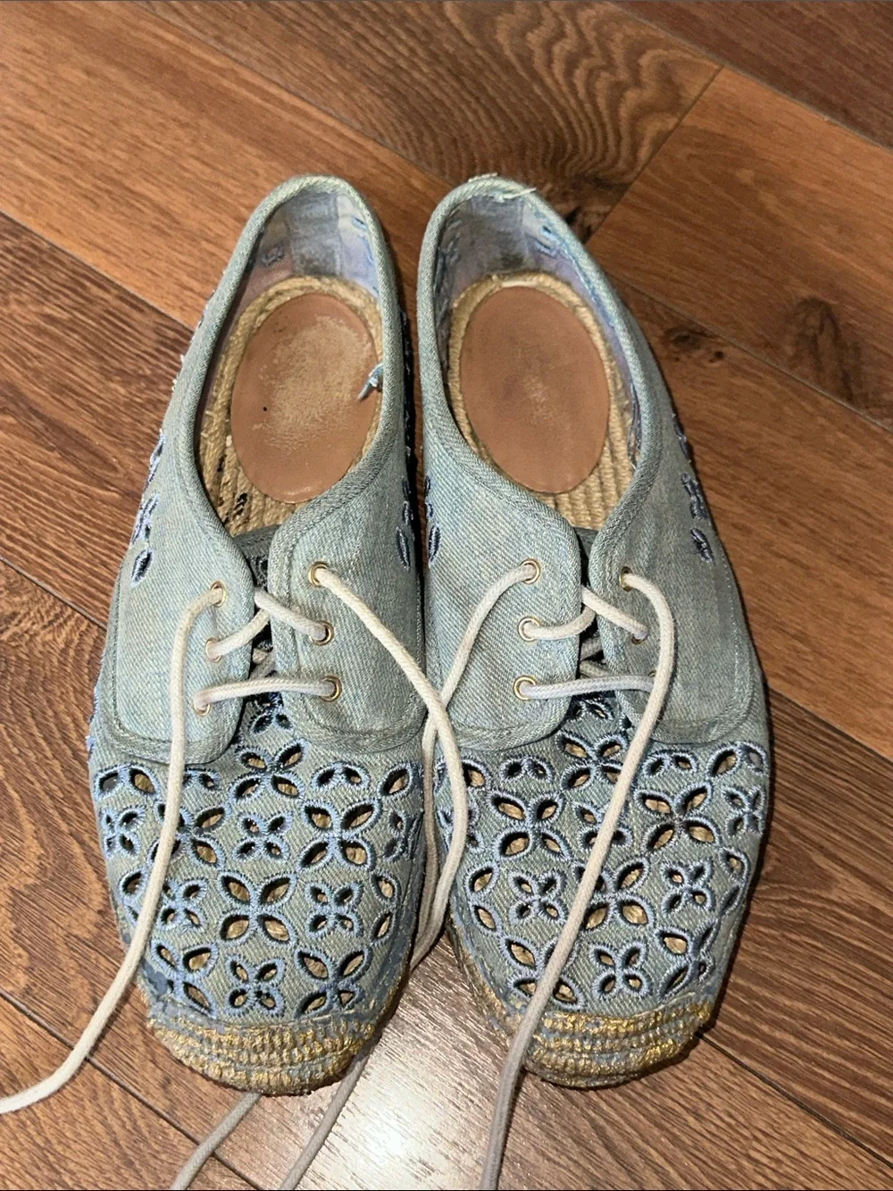Michael Kors Darci Broderie Anglaise Denim Espadrilles Sneakers. 8M - Picture 3 of 9
